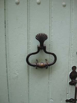 Pezenas Knockers6.jpg